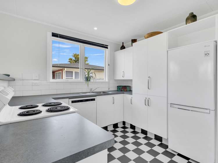 13 Mangarau Crescent Havelock North_11