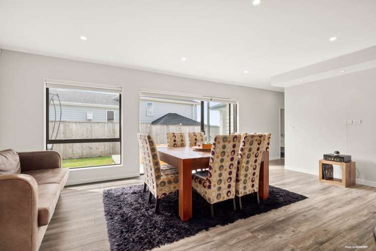 139 Colonial Drive Silverdale_10