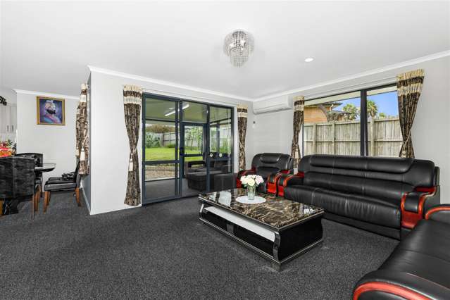 46 Robin Brooke Drive Flat Bush_1