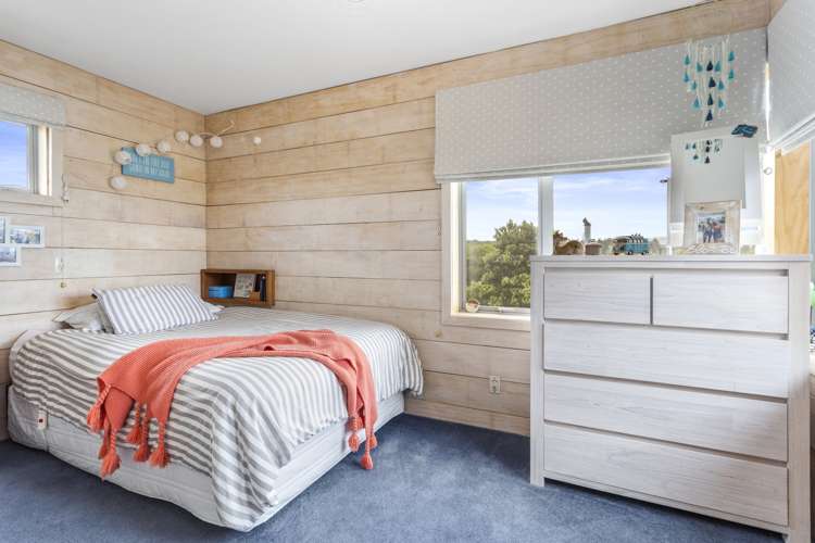 47 Chamberlain Avenue Amberley_11