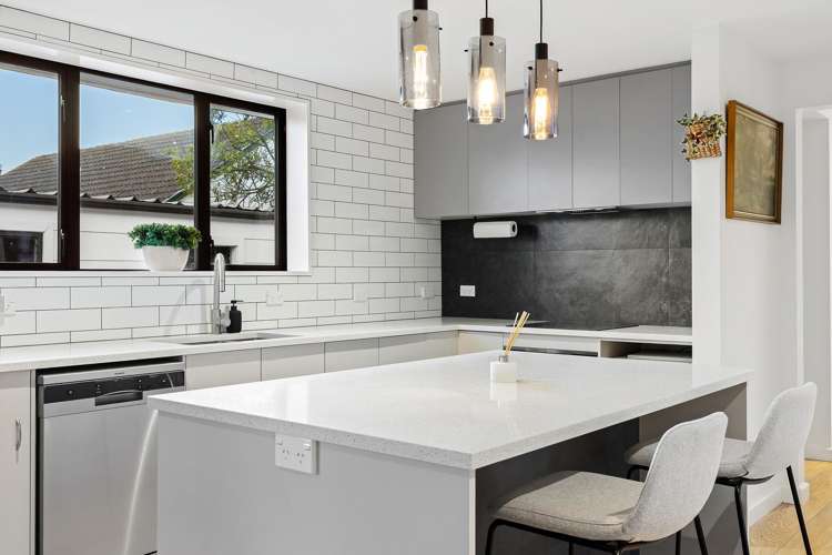 1/436 Greers Road Bishopdale_2