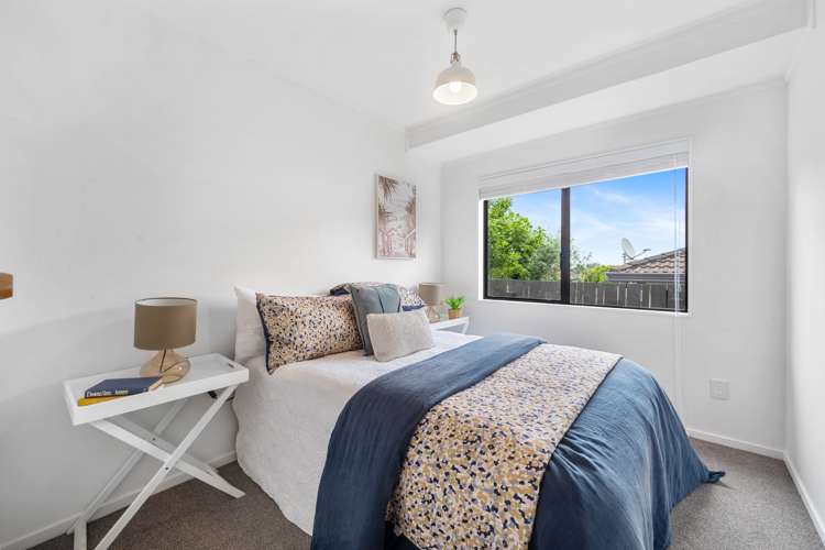 2/98 Mirrabooka Avenue Botany Downs_12