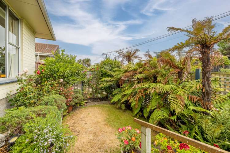 1/57 Beach Road North New Brighton_10