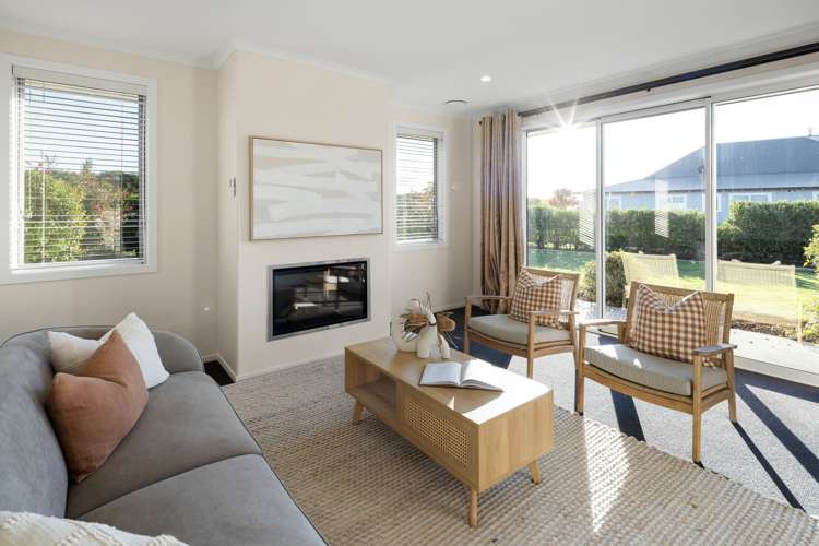 41 Alan Livingston Drive Cambridge_14