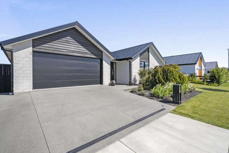 17 Vitalia Crescent Lincoln_26