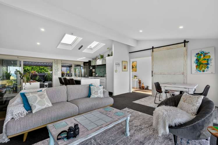 1/64 Seaview Road Castor Bay_11