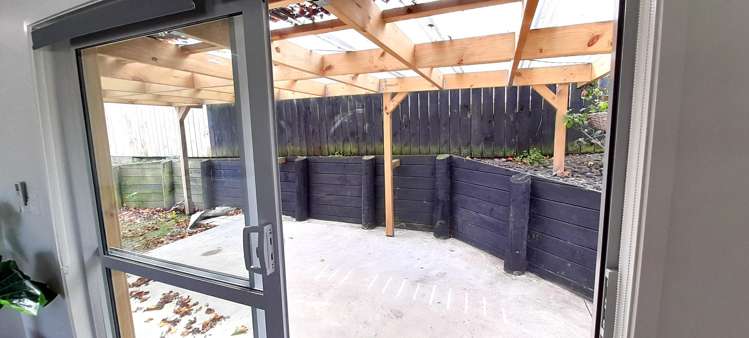 12 Harlock Pl Huntly_14