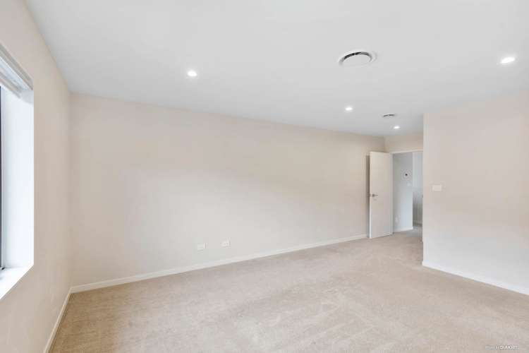 77 Golden Morning Drive Albany Heights_15