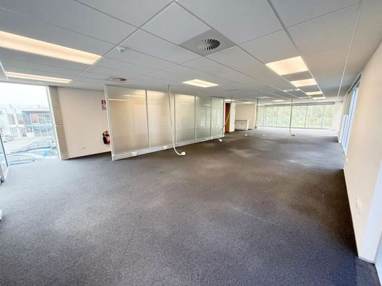 7/9 Sir Gil Simpson Drive Burnside_5