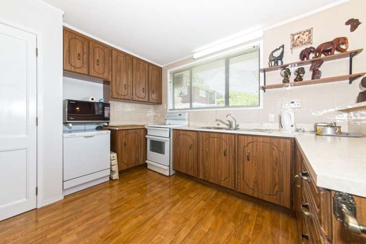 49 Savoy Road Glen Eden_7