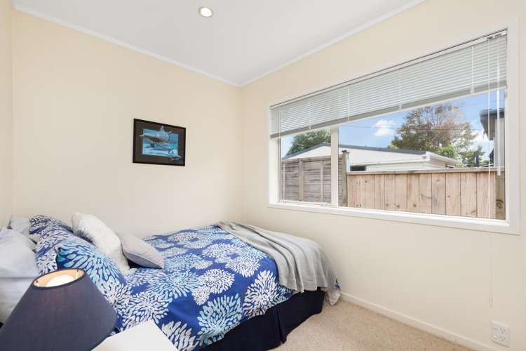 49 Kauri Road Stanmore Bay_21