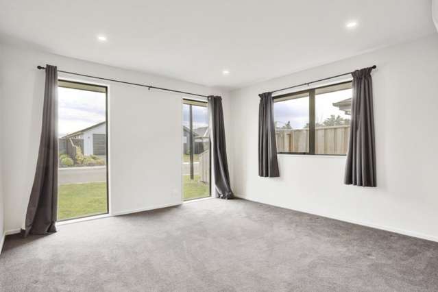 24 Mehrtens Crescent Woodend_4