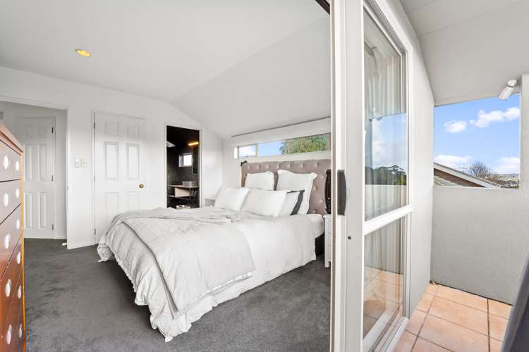 210 East Coast Road Forrest Hill_15