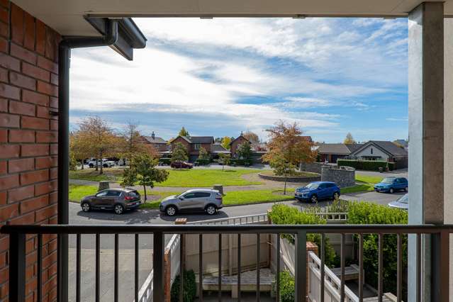 18 Henley Green Northwood_1