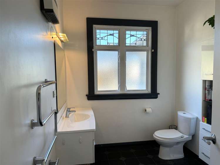 33 Milton Road Greymouth_17