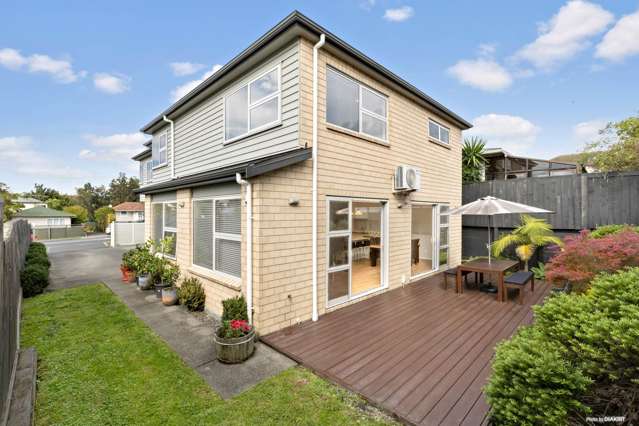 93a White Swan Road Mount Roskill_1