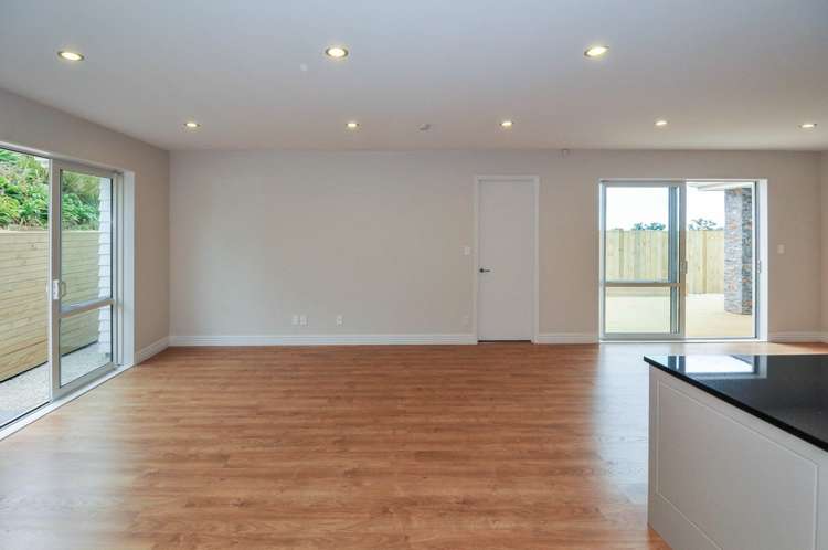 27 Caldera Drive Long Bay_11