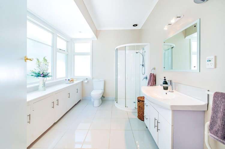 129 High Street Leeston_8