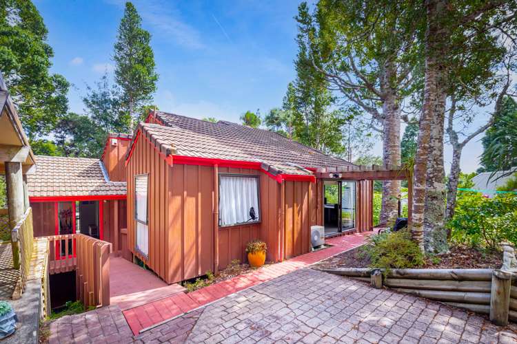 15 Kaurimu Rise Titirangi_23