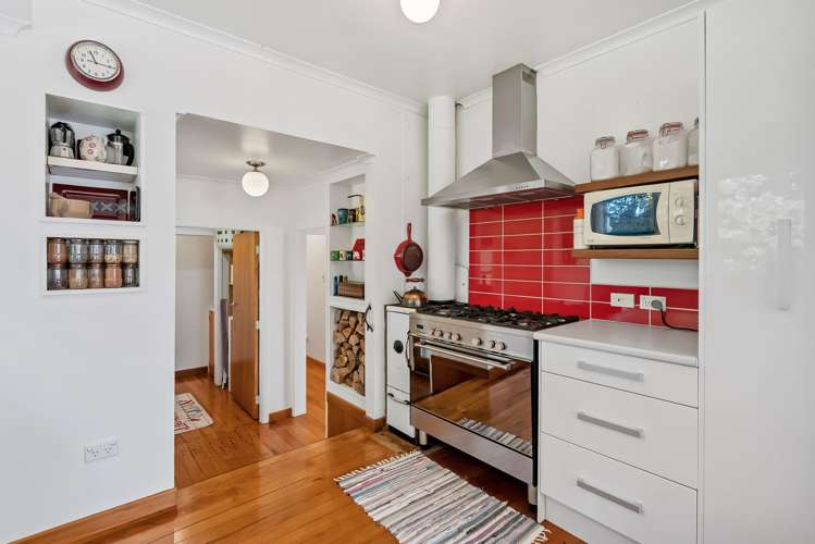 24 Kowhai Park Road Maunu_11