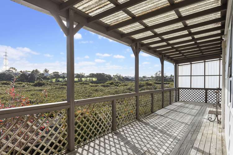 53 Queen Mary Avenue New Lynn_17