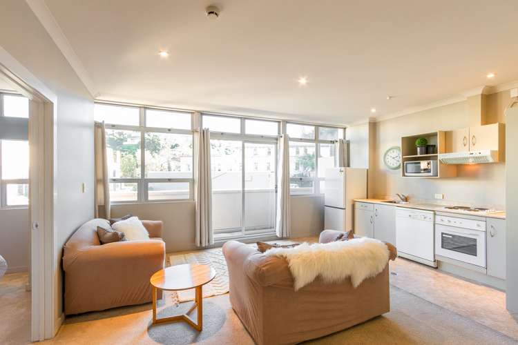 1i/3 Shakespeare Road Napier South_5