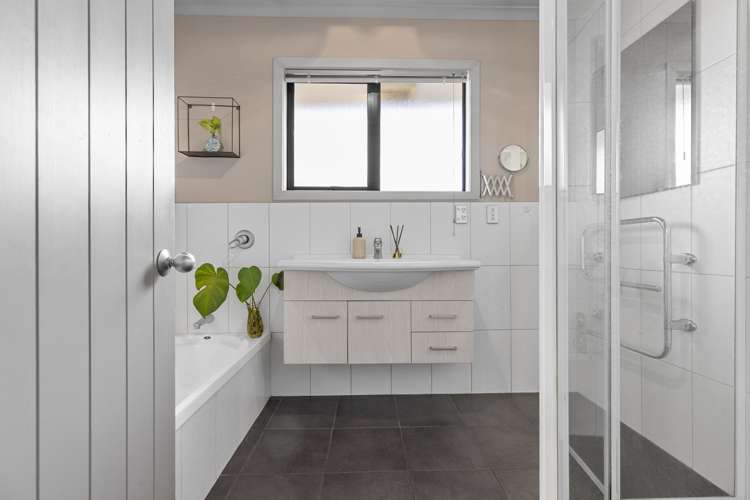 27 Kingston Street Albert Town_15
