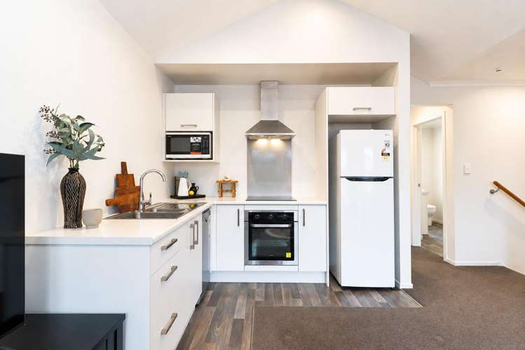 2/5 Teddy Street Whitiora_8