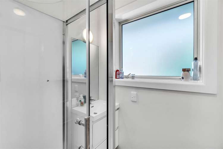 2/46 Lochee Road Upper Riccarton_9