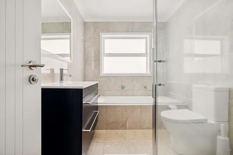 2 Tauwaka Crescent Riverhead_8