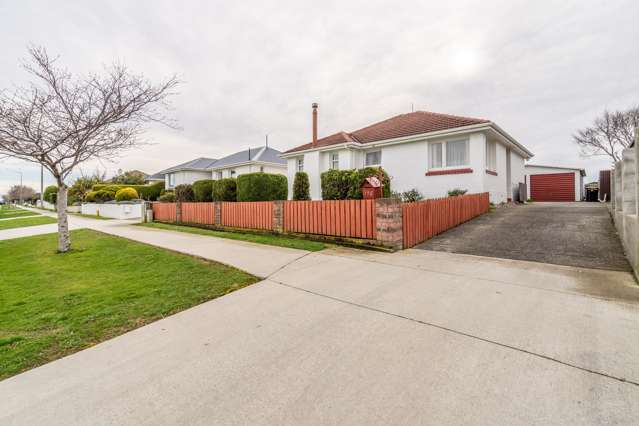 398 Saint Andrew Street Glengarry_1