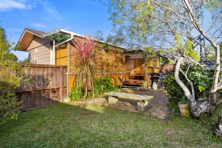 11 Fairdale Place Birkdale_1