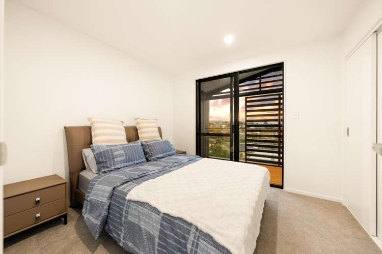 Lot 2-4/42 Captain Scott Road Glen Eden_17