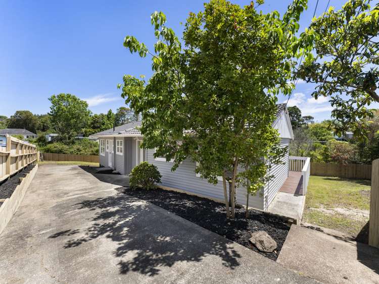 12 Kiernan Place Kelston_23