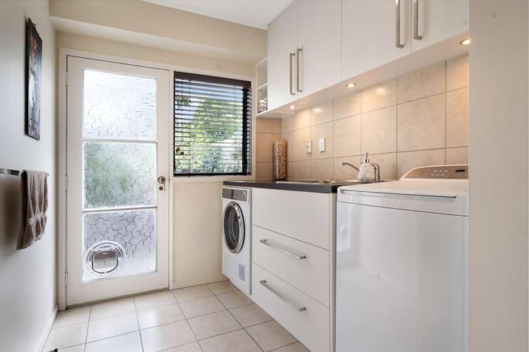 180 Royal Road Massey_27