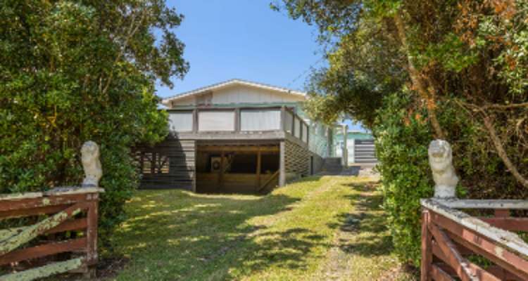 847 Hokio Beach Road_0