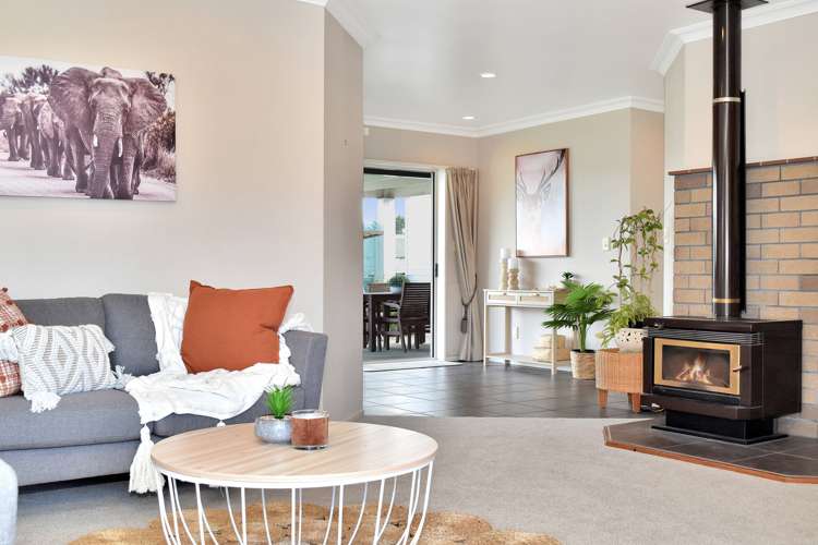 11 Kirk Lane Ohauiti_3