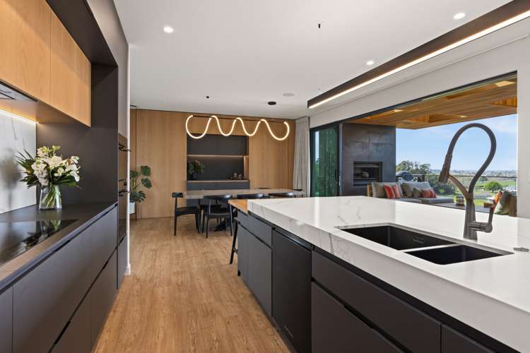 78 Oak Road Poraiti_7