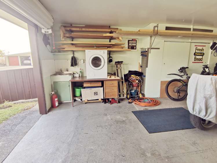 2 Whitcombe Terrace Hokitika_18