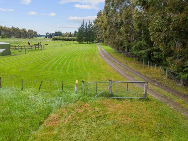 10 Singleton Street Waikari_23