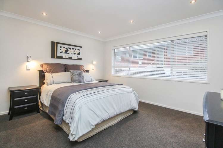 1/16 Eyre Street Henderson_16