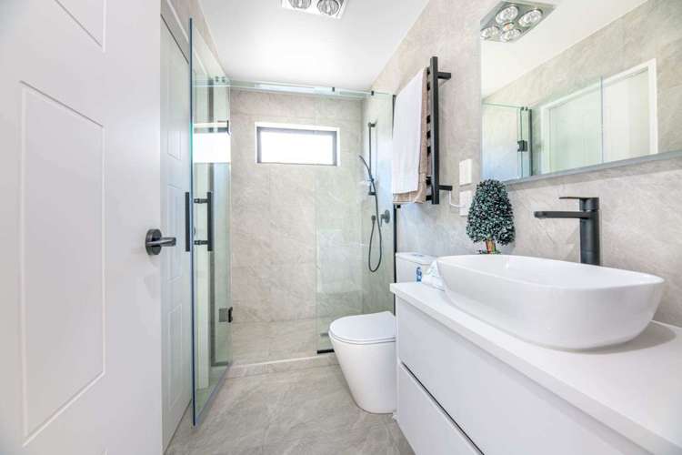 11B Avondale Road Avondale_17