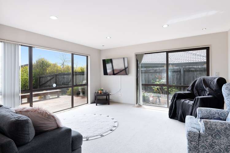 112 Lake Panorama Drive Henderson Valley_6