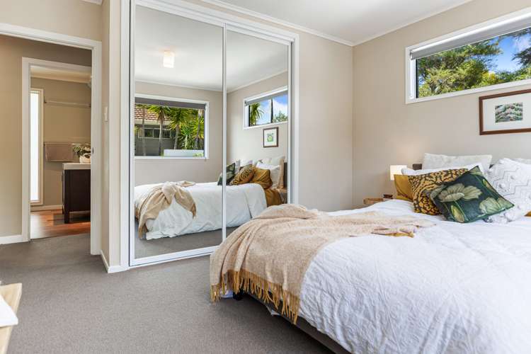 7 Awhiorangi Promenade Swanson_12