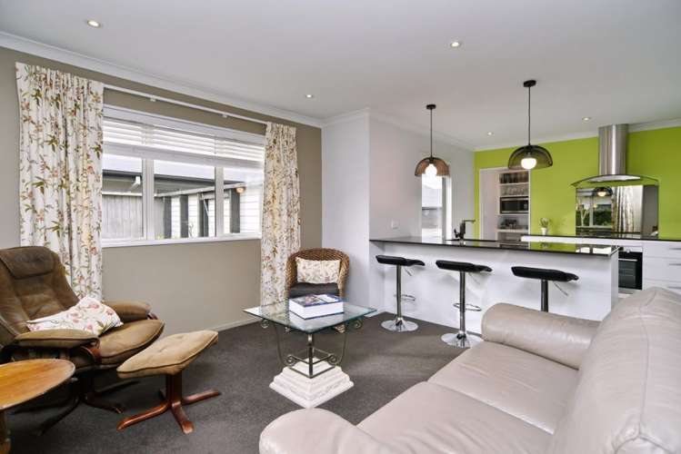 25A Epsom Drive_5