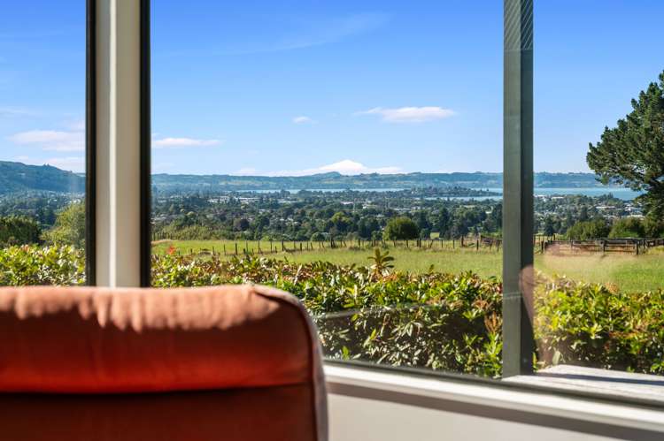 8 Mokoia Drive Tihiotonga_5