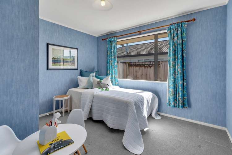 16 Meridian Grove Kelvin Grove_18