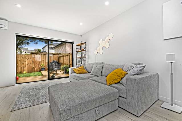 9 Shahkot Way Papatoetoe_1