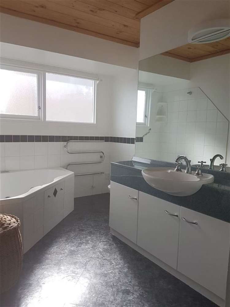 25 Teal Crescent Beach Haven_10