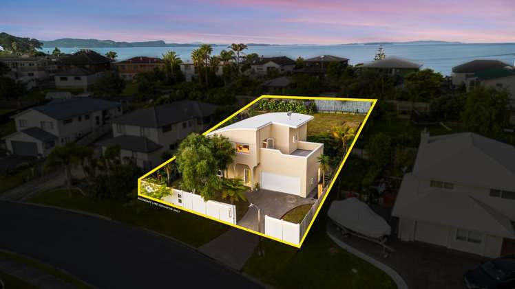 21 Donald Street Stanmore Bay_25